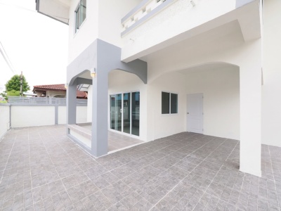 ขายราคาพิเศษ บ้านเดี่ยว 2 ชั้น 52.6 ตร.ว. ม.กิตติยารักษ์5 ขนาด 4 ห้องนอน 2 ห้องน้ำ บ้านหลังใหญ่ ทำเลต้นโครงการ พื้นที่กว้างมาก รีโนเวทใหม่ ฟังชั่นดีเยี่ยม พร้อมเฟอร์ เข้าอยู่ได้ทันที [บางกรวย-ไทรน้อย]